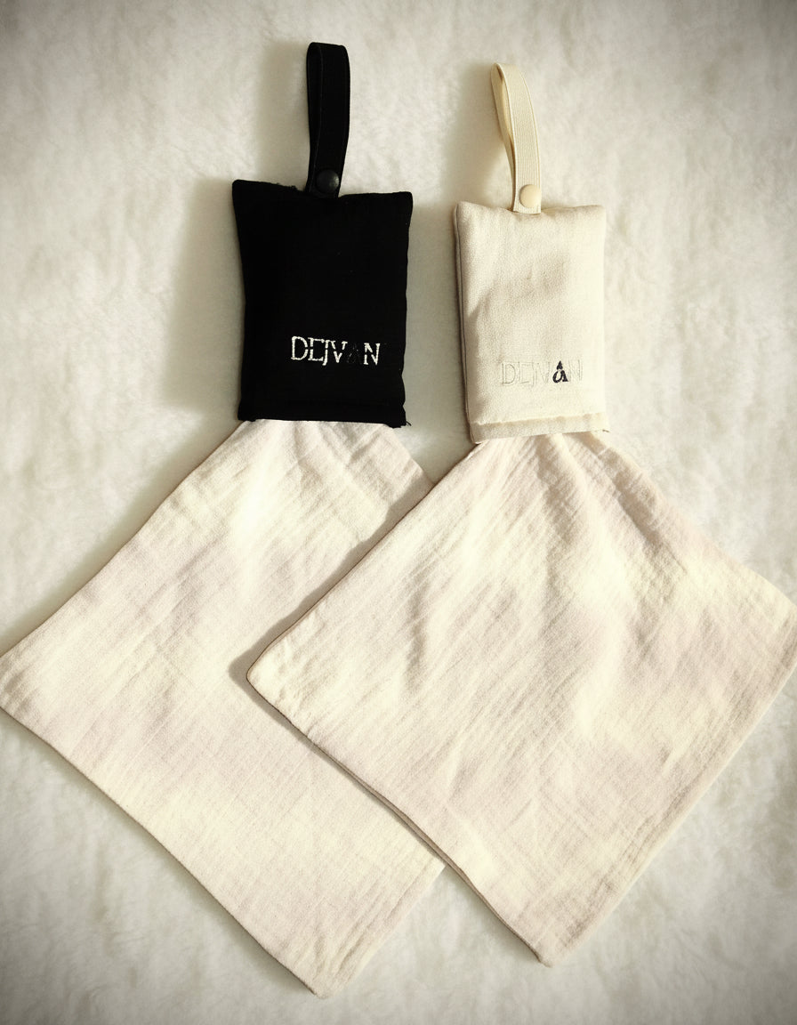 SpuckiTui - das Spucktuch mit intrigiertem Etui